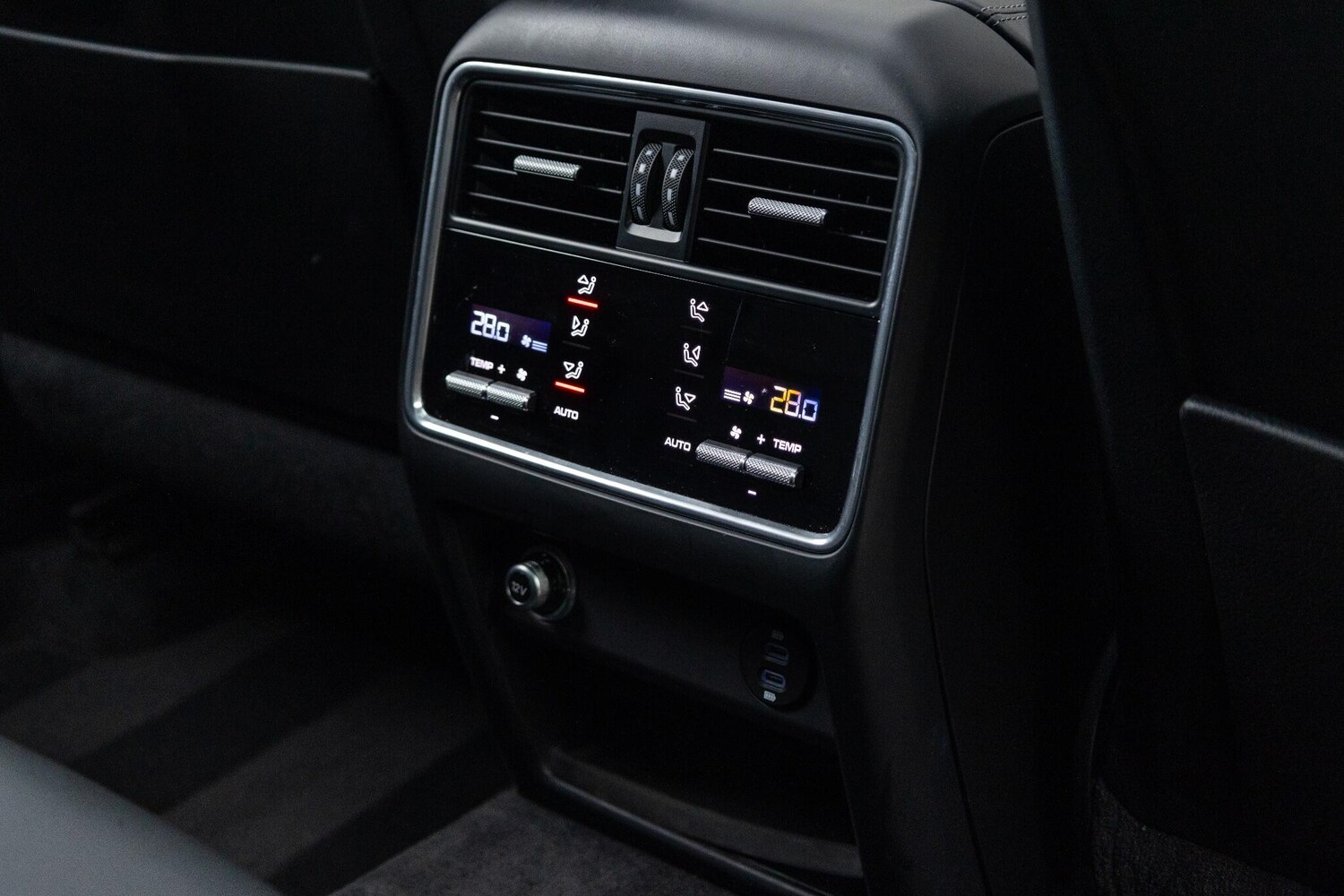 Used Porsche Cayenne 2023 for sale - 76996240: Photo 56