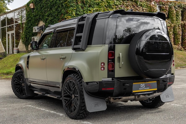 Used Land Rover Defender 110 2024 for sale - 75780947: Photo 18