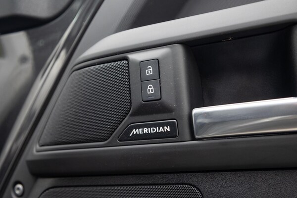 Used Land Rover Defender 110 2024 for sale - 75780947: Photo 37