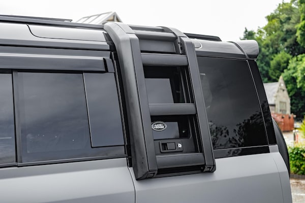 Used Land Rover Defender 110 2024 for sale - 75780947: Photo 41