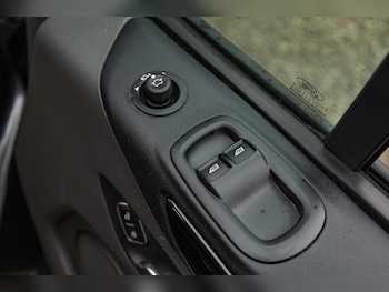 Used Ford Transit Custom 2023 for sale - 76925887: Photo