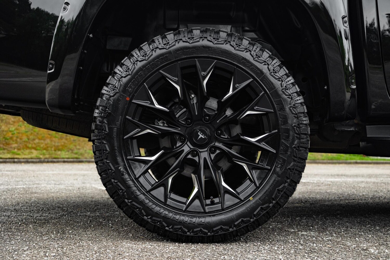 Used Volkswagen Amarok 2024 for sale - 77838926: Photo 24