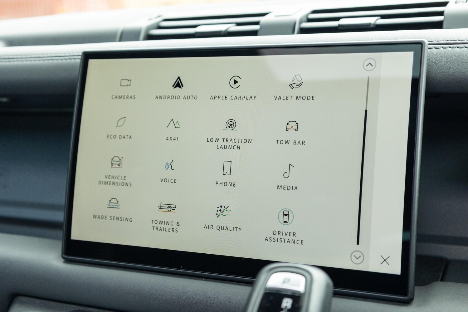 Used Land Rover Defender 110 2022 for sale - 76597338: Photo 33