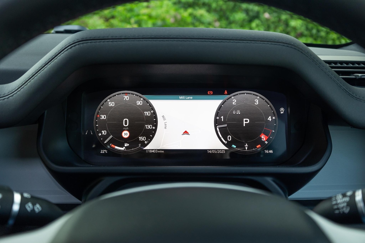 Used Land Rover Defender 2024 for sale - 76926448: Photo 12