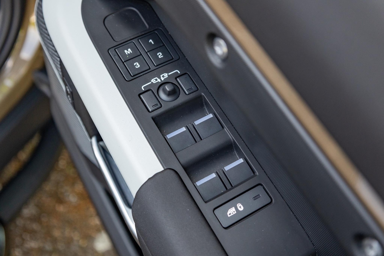 Used Land Rover Defender 2024 for sale - 76926448: Photo 36