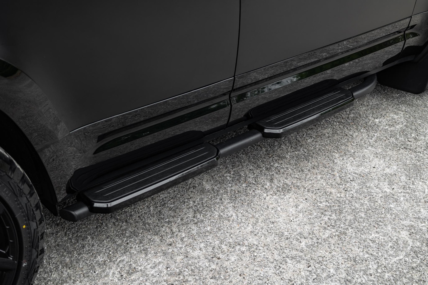 Used Land Rover Defender 2024 for sale - 76926448: Photo 48