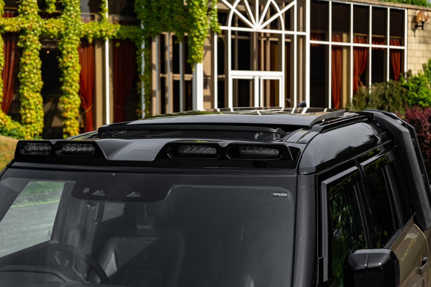 Used Land Rover Defender 2024 for sale - 76926448: Photo 5