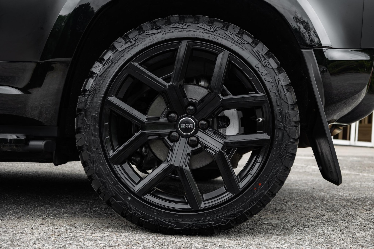 Used Land Rover Defender 2024 for sale - 76926448: Photo 50