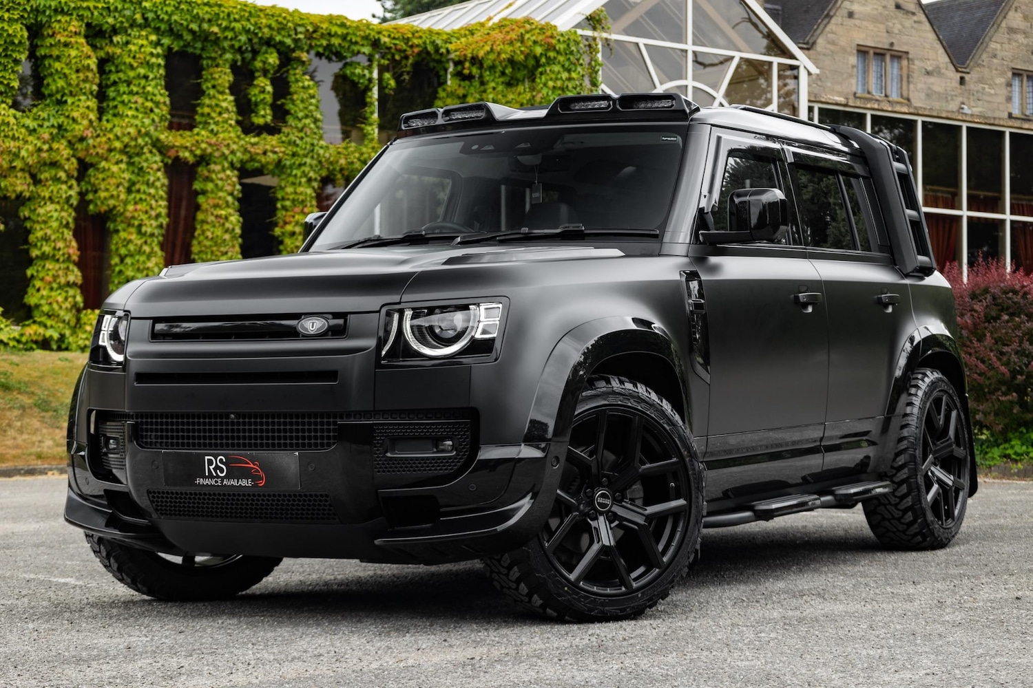 Used Land Rover Defender 2024 for sale - 76926448: Photo 7