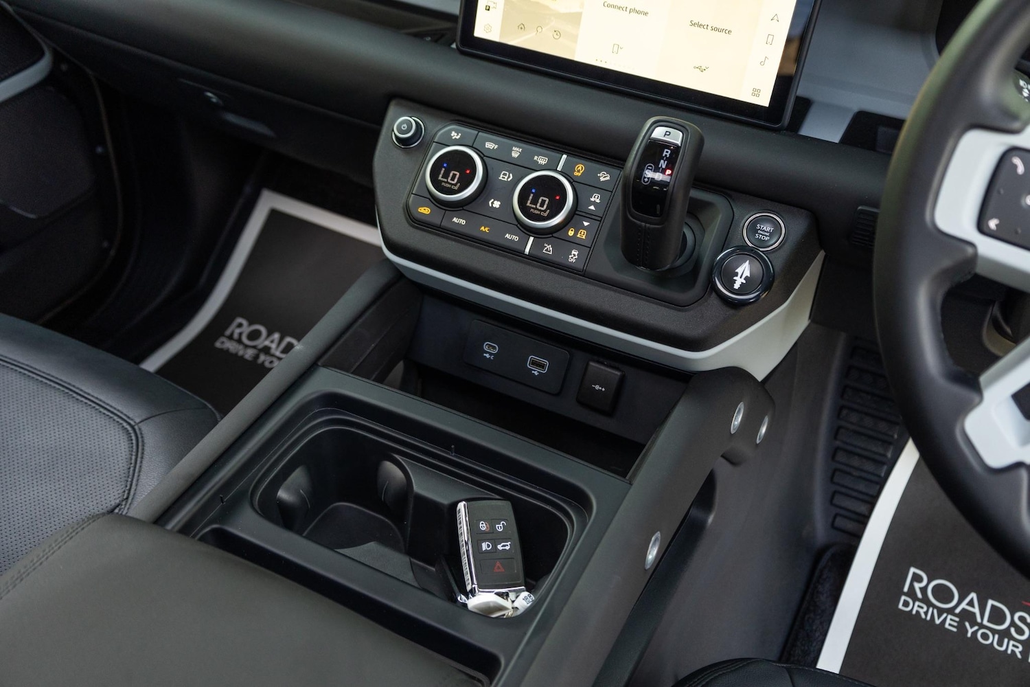 Used Land Rover Defender 2024 for sale - 76926448: Photo 9