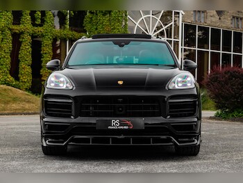 Used Porsche Cayenne 2023 for sale - 76989347: Photo