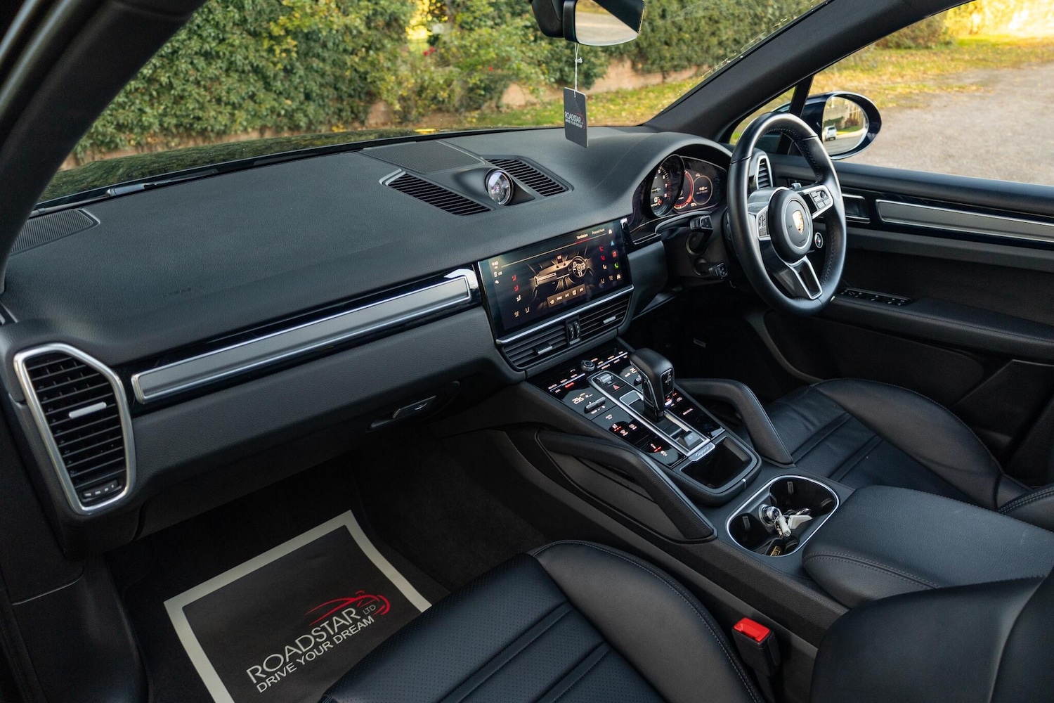 Used Porsche Cayenne for sale - 76989347: Photo 6