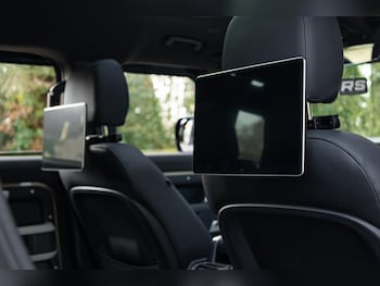 Used Land Rover Defender 110 2024 for sale - 77696661: Photo