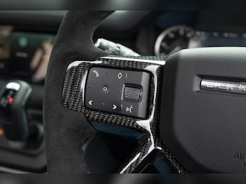Used Land Rover Defender 110 2023 for sale - 75539945: Photo