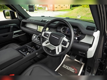 Used Land Rover Defender 110 2023 for sale - 75414163: Photo