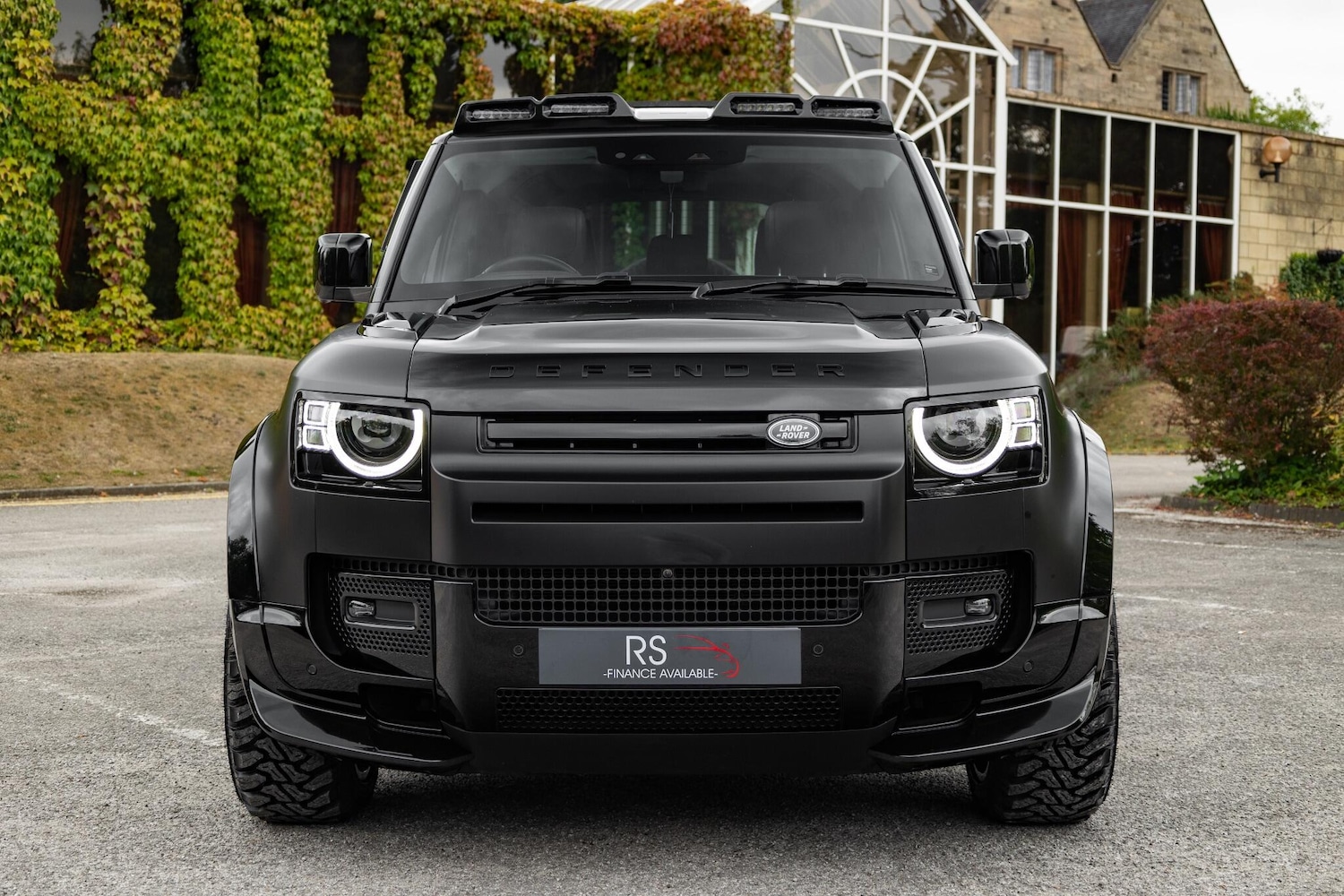 Used Land Rover Defender 2024 for sale - 76886962: Photo 6