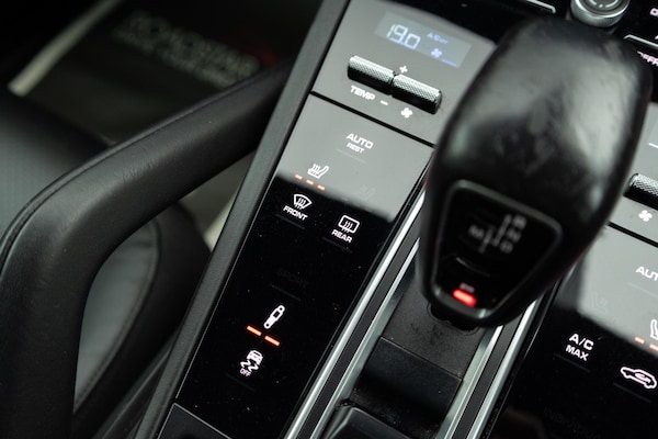 Used Porsche Cayenne 2018 for sale - 76238788: Photo 32