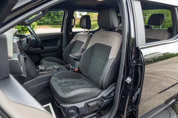 Used Volkswagen Amarok 2023 for sale - 75298100: Photo 24