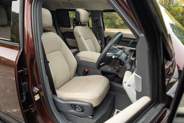 Used Land Rover Defender 130 2023 for sale - 76122664: Photo 9