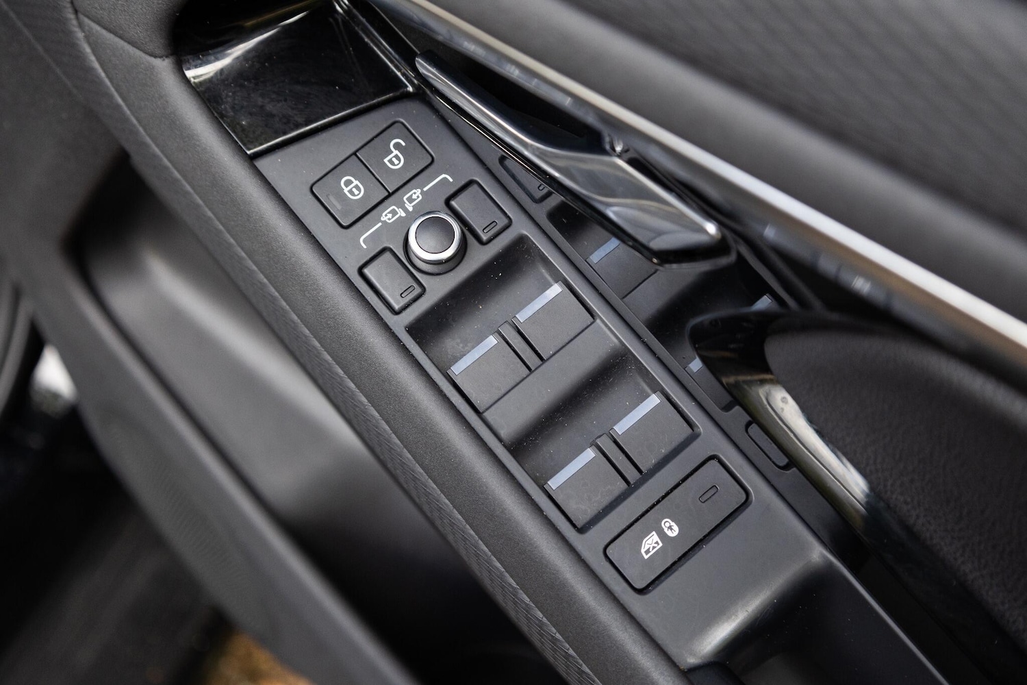 Used Land Rover Range Rover Evoque 2019 for sale - 77155642: Photo 35