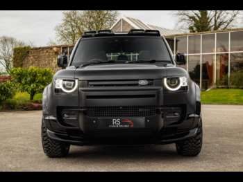 Used Land Rover Defender 110 2023 for sale - 74762803: Photo