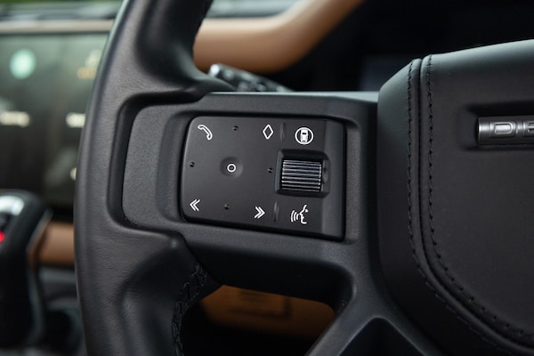 Used Land Rover Defender 110 2024 for sale - 76284248: Photo 17