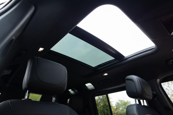 Used Land Rover Defender 110 2024 for sale - 76284248: Photo 44