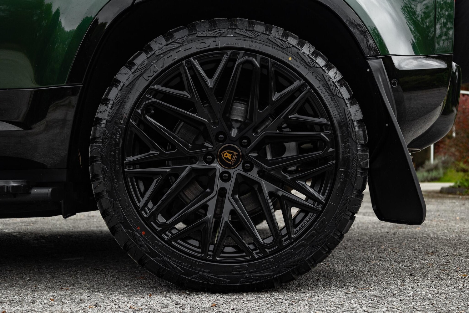 Used Land Rover Defender 2024 for sale - 77626195: Photo 11