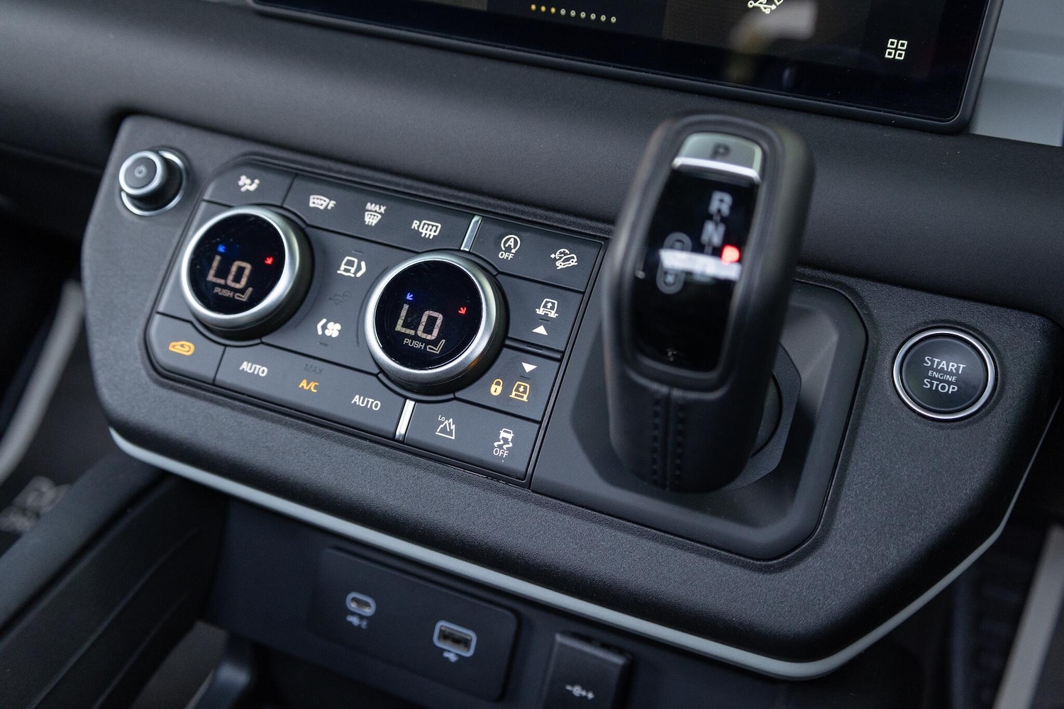 Used Land Rover Defender 110 2024 for sale - 77626195: Photo 22