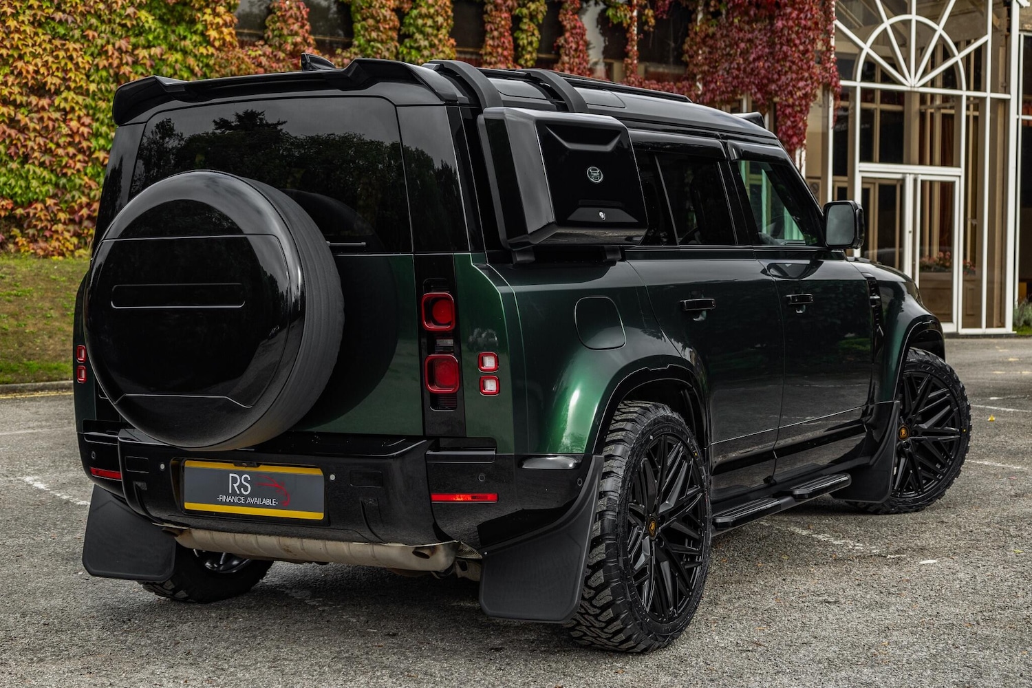 Used Land Rover Defender 2024 for sale - 77626195: Photo 8