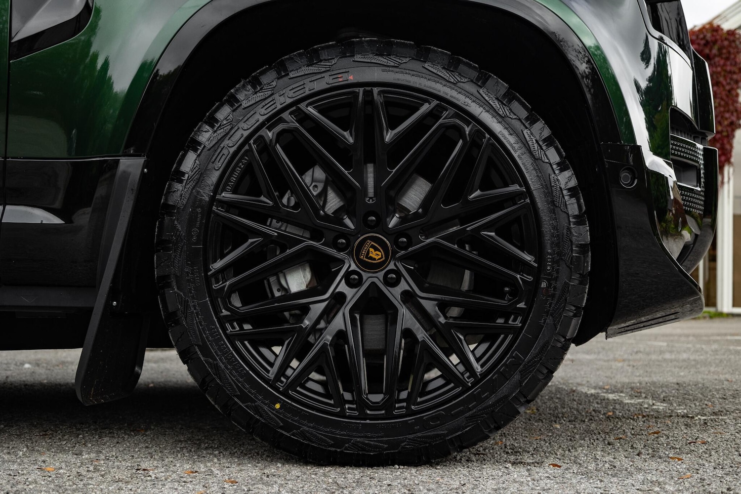 Used Land Rover Defender 2024 for sale - 77626195: Photo 9