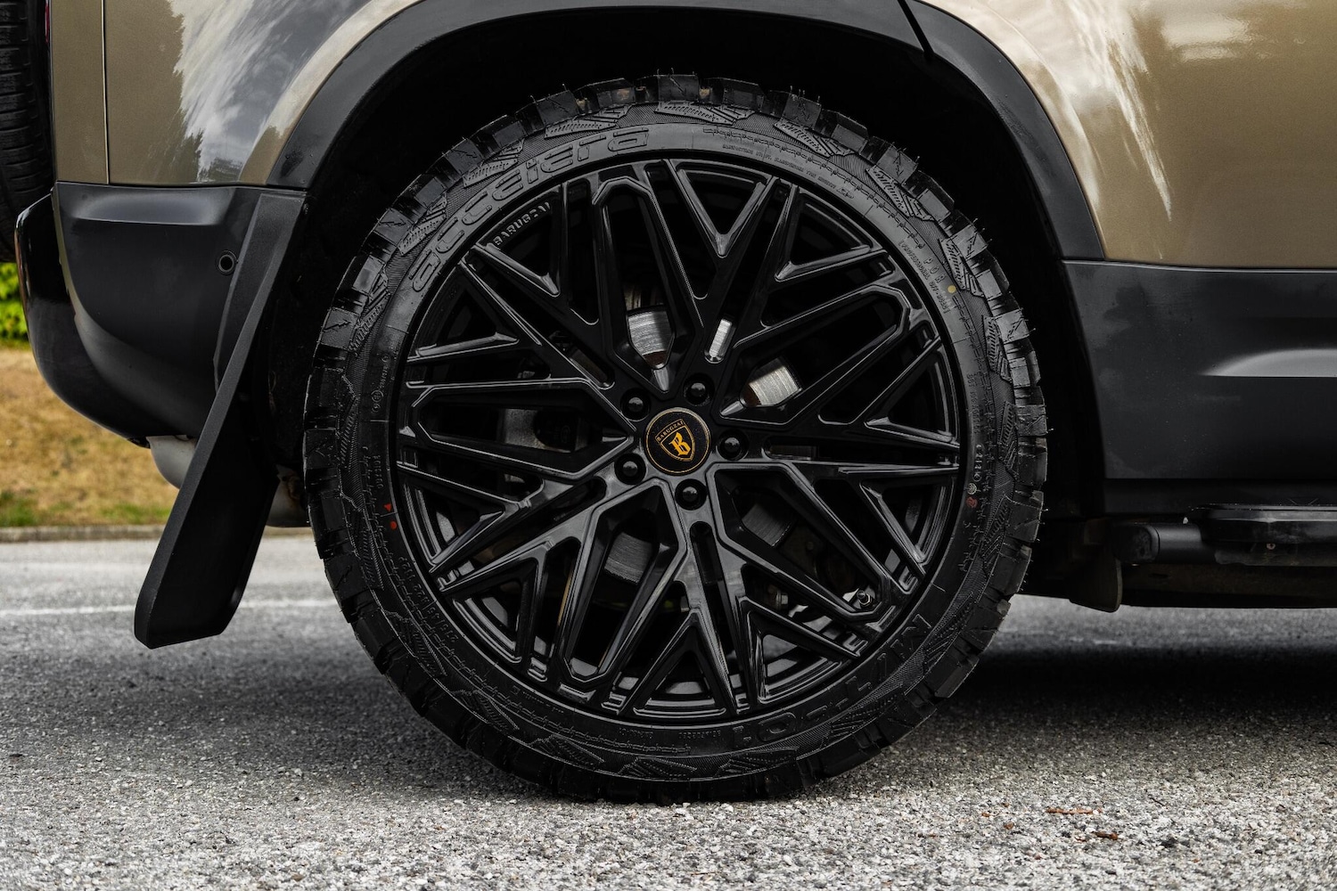 Used Land Rover Defender 110 2020 for sale - 76388087: Photo 25