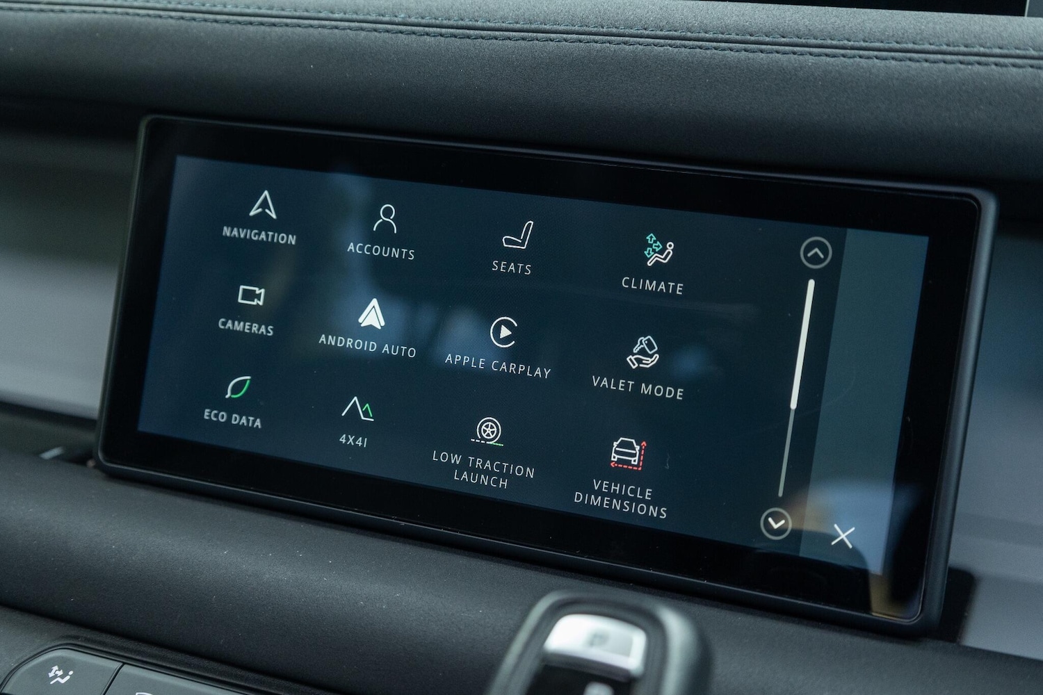 Used Land Rover Defender 110 2020 for sale - 76388087: Photo 32