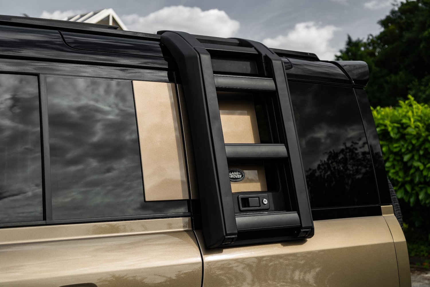 Used Land Rover Defender 110 2020 for sale - 76388087: Photo 44