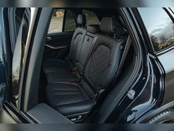 Used BMW X5 2024 for sale - 77050275: Photo