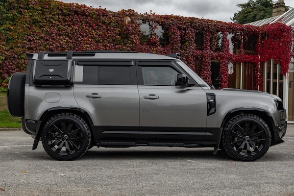 Used Land Rover Defender 110 2023 for sale - 76175291: Photo 16