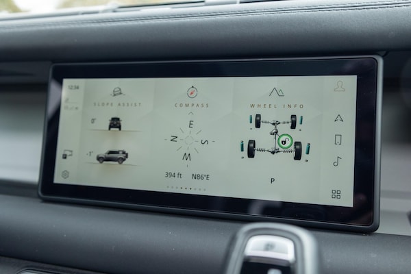 Used Land Rover Defender 110 2023 for sale - 76175291: Photo 30