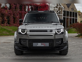 Used Land Rover Defender 110 2023 for sale - 76175291: Photo 4
