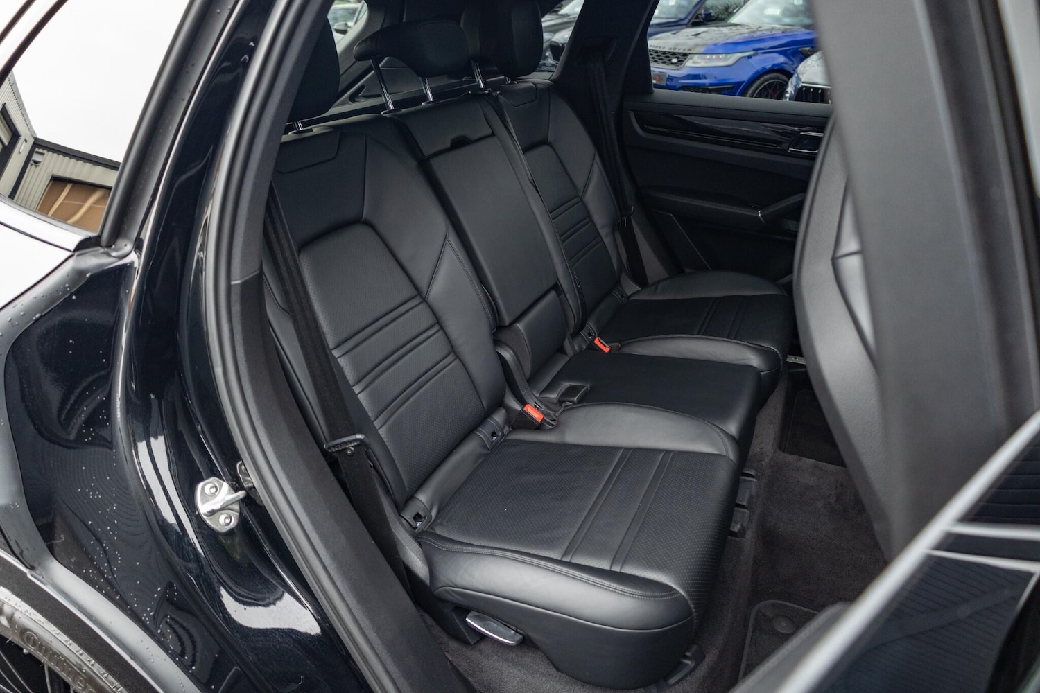 Used Porsche Cayenne 2022 for sale - 76167001: Photo 11