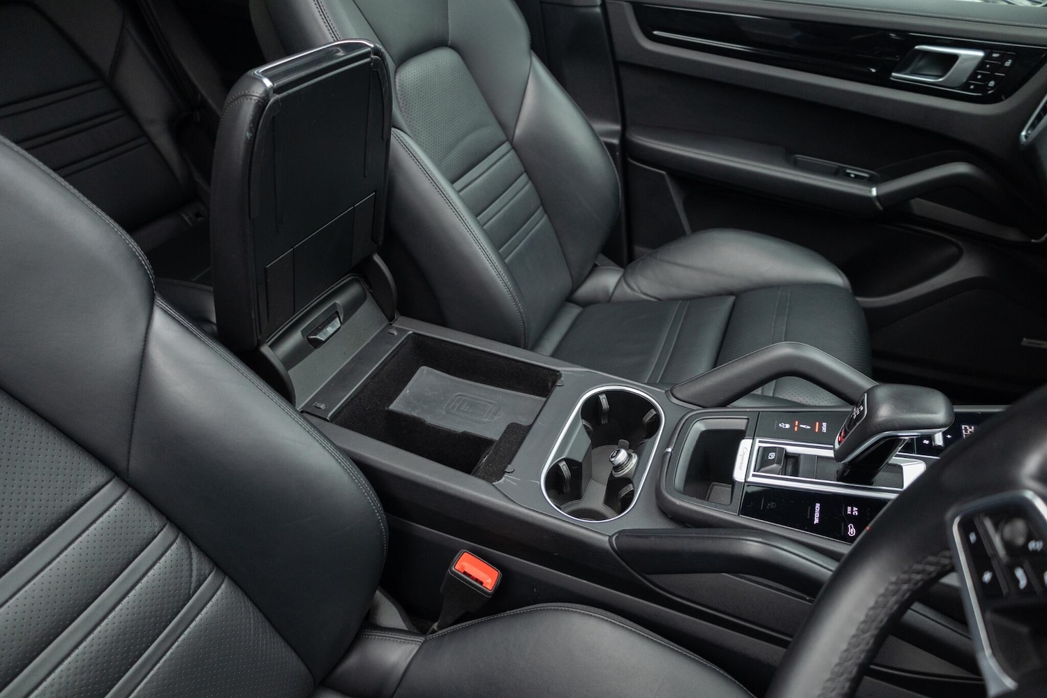 Used Porsche Cayenne 2022 for sale - 76167001: Photo 12