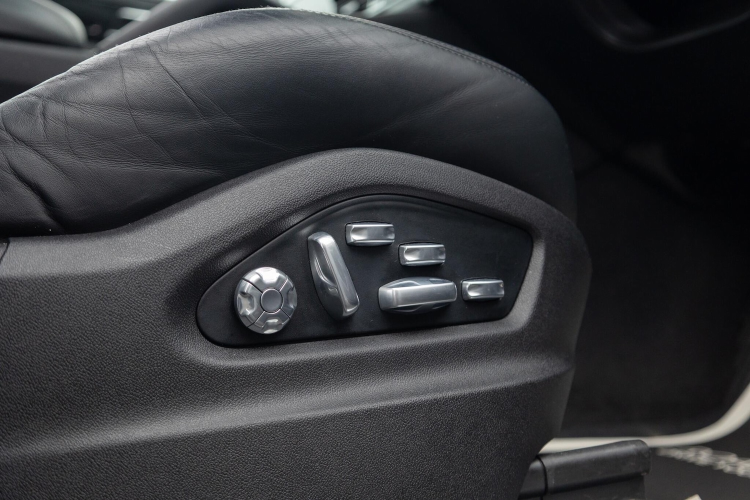 Used Porsche Cayenne 2022 for sale - 76167001: Photo 21