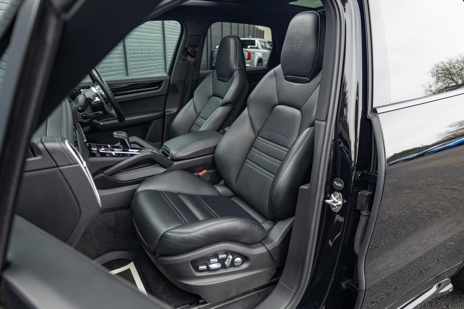 Used Porsche Cayenne 2022 for sale - 76167001: Photo 42