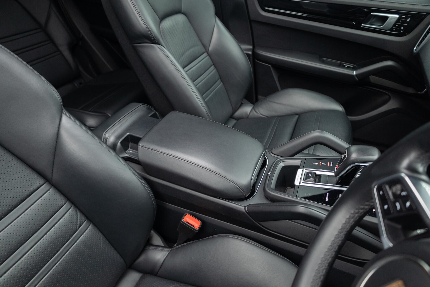 Used Porsche Cayenne 2022 for sale - 76167001: Photo 6