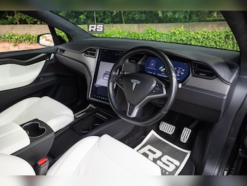 Used Tesla Model X 2019 for sale - 79348371: Photo