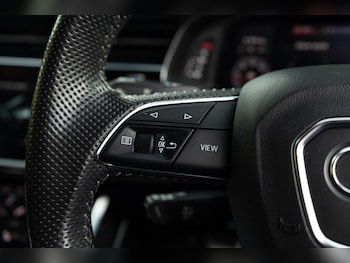 Used Audi Q7 2020 for sale - 78892022: Photo