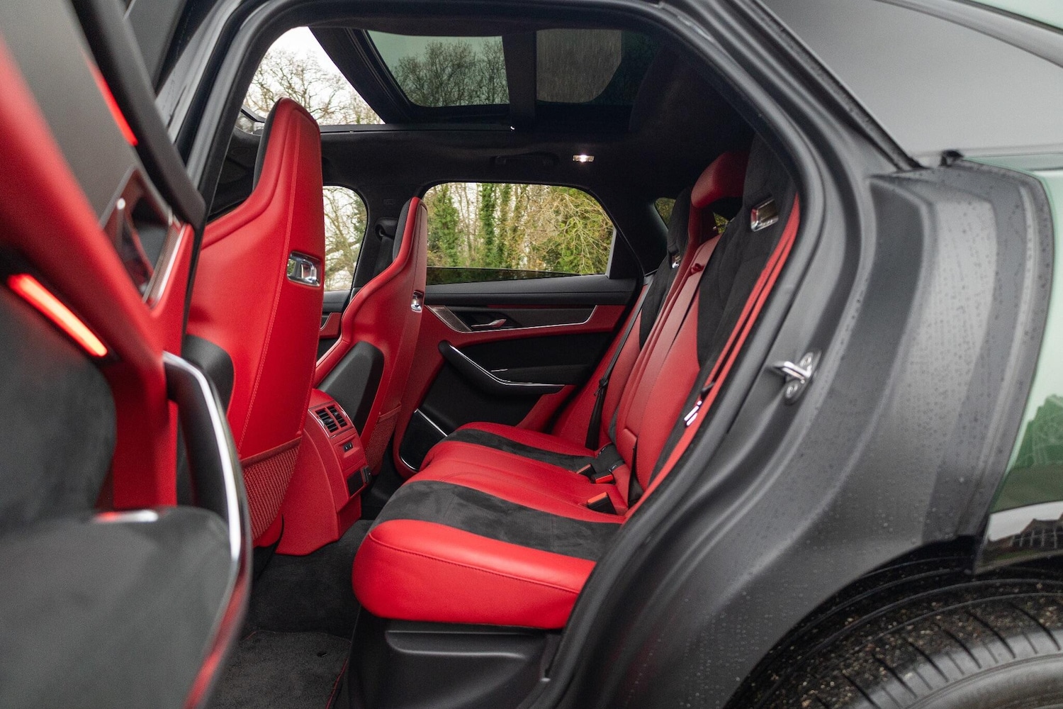 Used Jaguar F-Pace 2024 for sale - 76926656: Photo 12