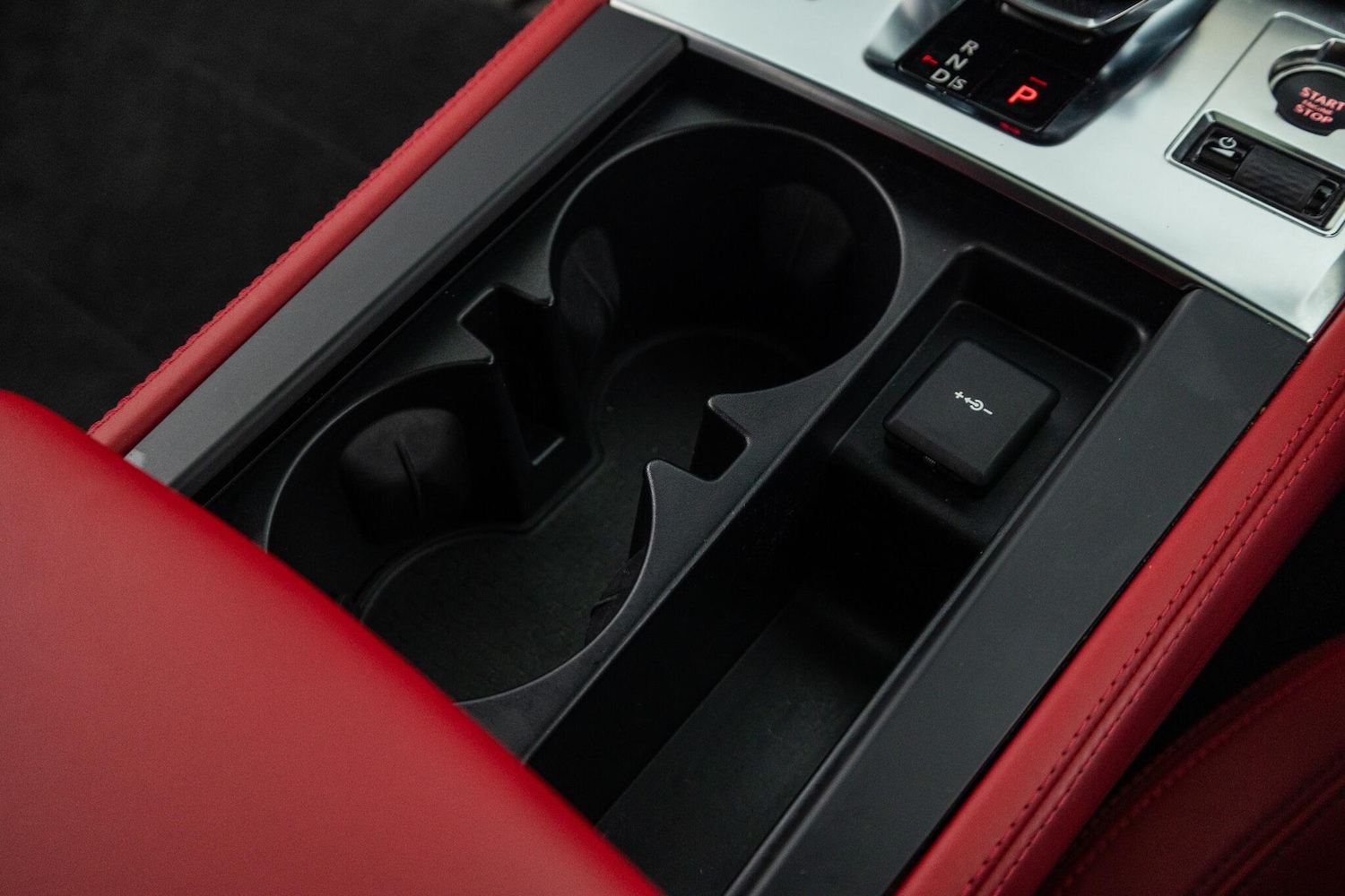 Used Jaguar F-Pace 2024 for sale - 76926656: Photo 9