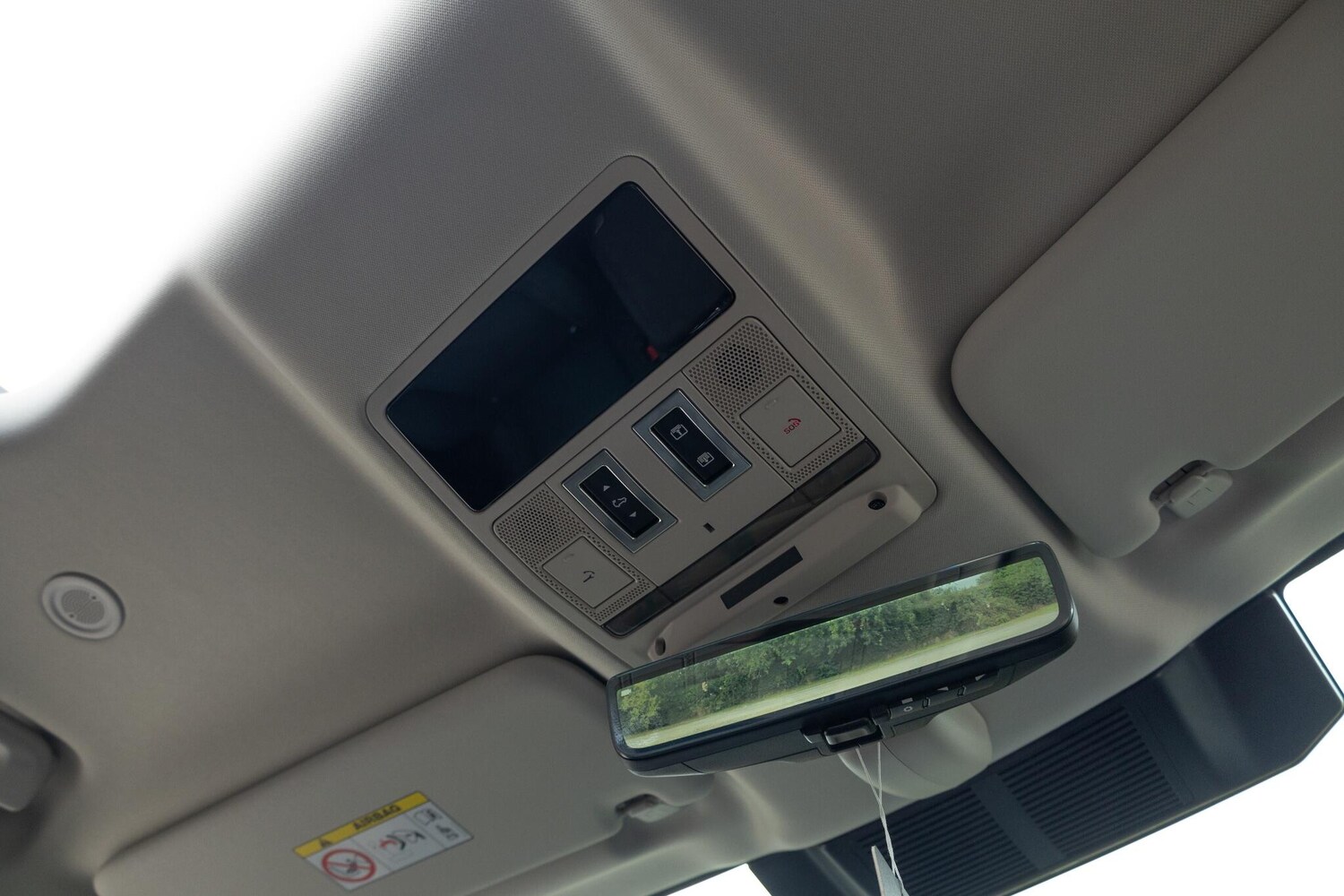 Used Land Rover Defender 2023 for sale - 77598976: Photo 10