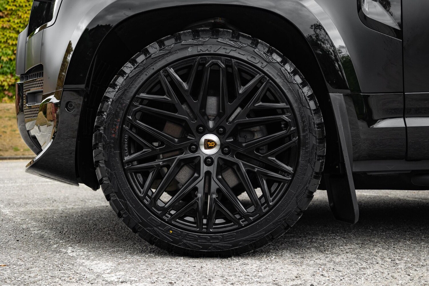 Used Land Rover Defender 2023 for sale - 77598976: Photo 32