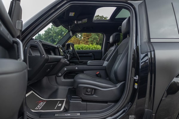 Used Land Rover Defender 90 2022 for sale - 75552896: Photo 50